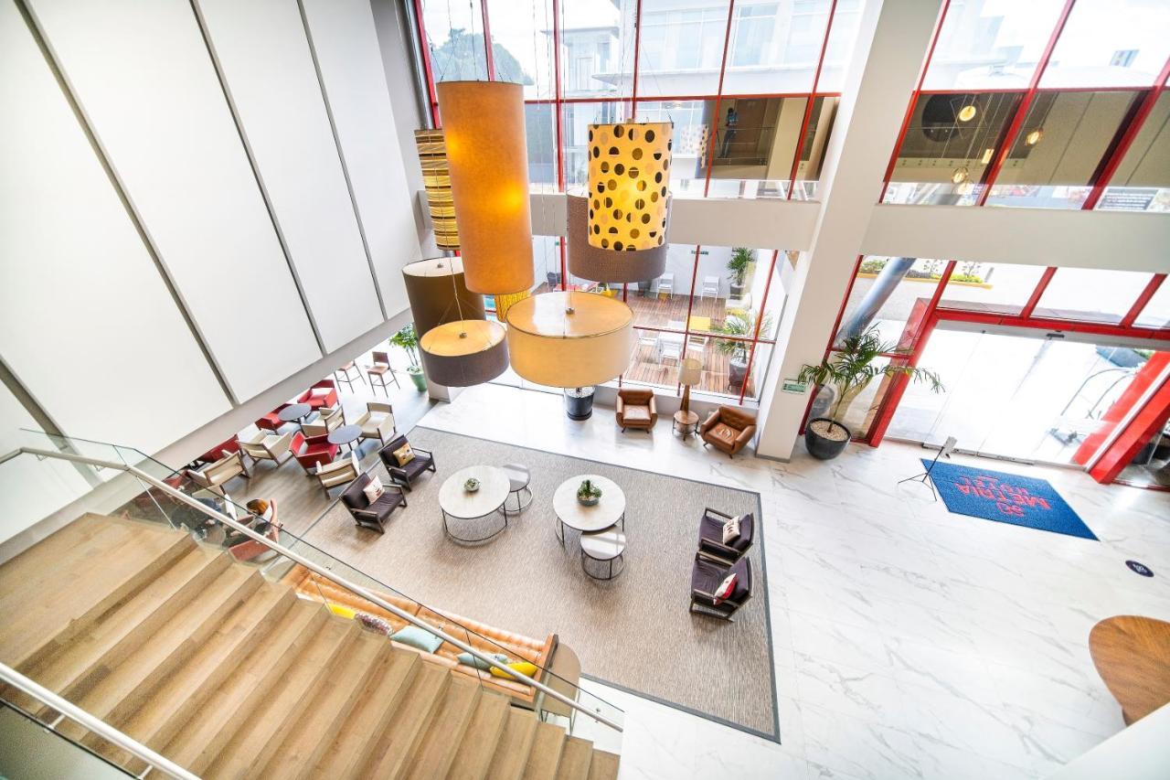 Metria Hotel Λεόν Εξωτερικό φωτογραφία The lobby of the hotel